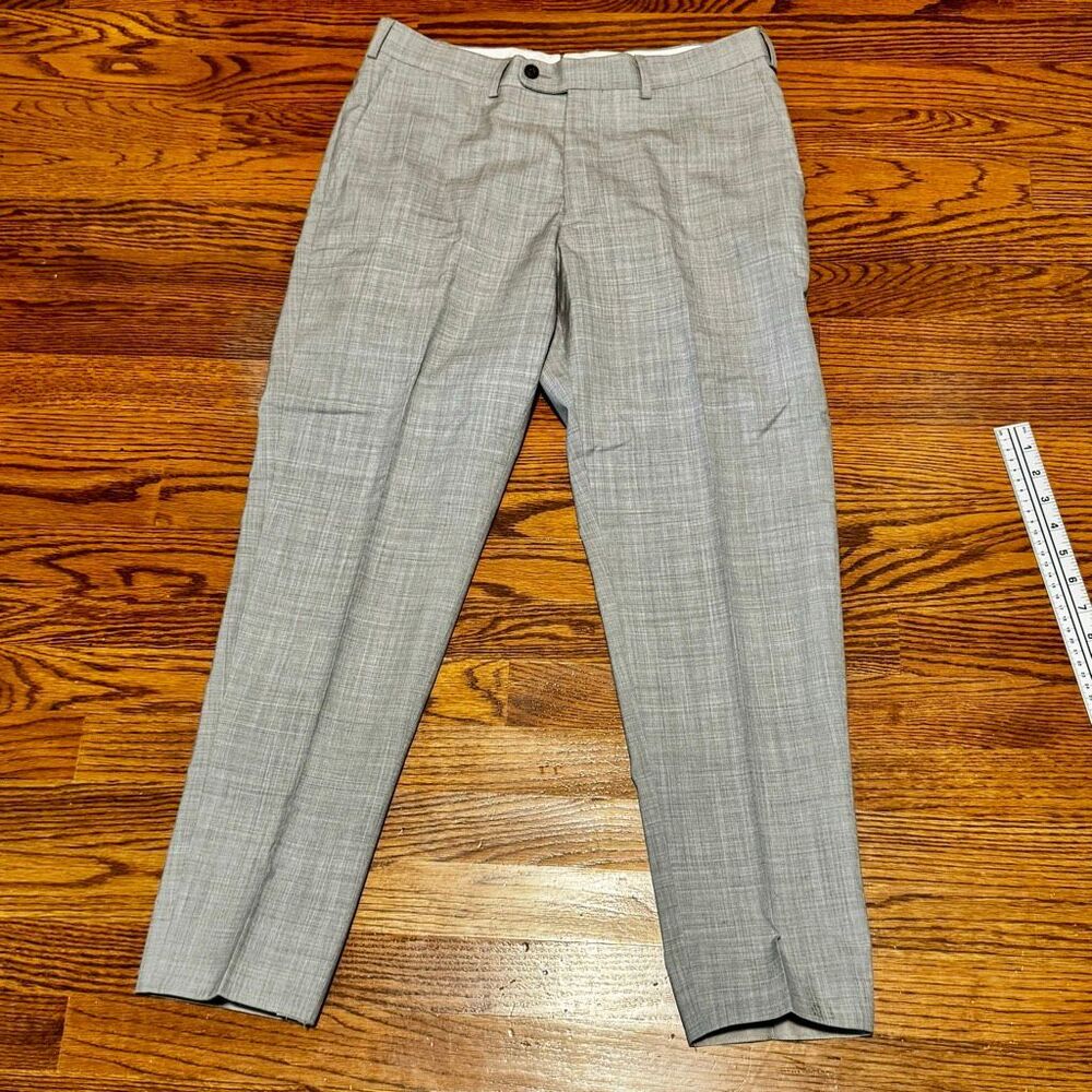 SuitSupply SoHo Turn Up Dress Pants. Gray. Size 30